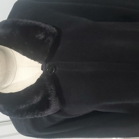 Jaquline Design Studio Faux Fur Trim Warm Winter Fleece Cape Shawl Jacket NEW - Picture 3 of 6